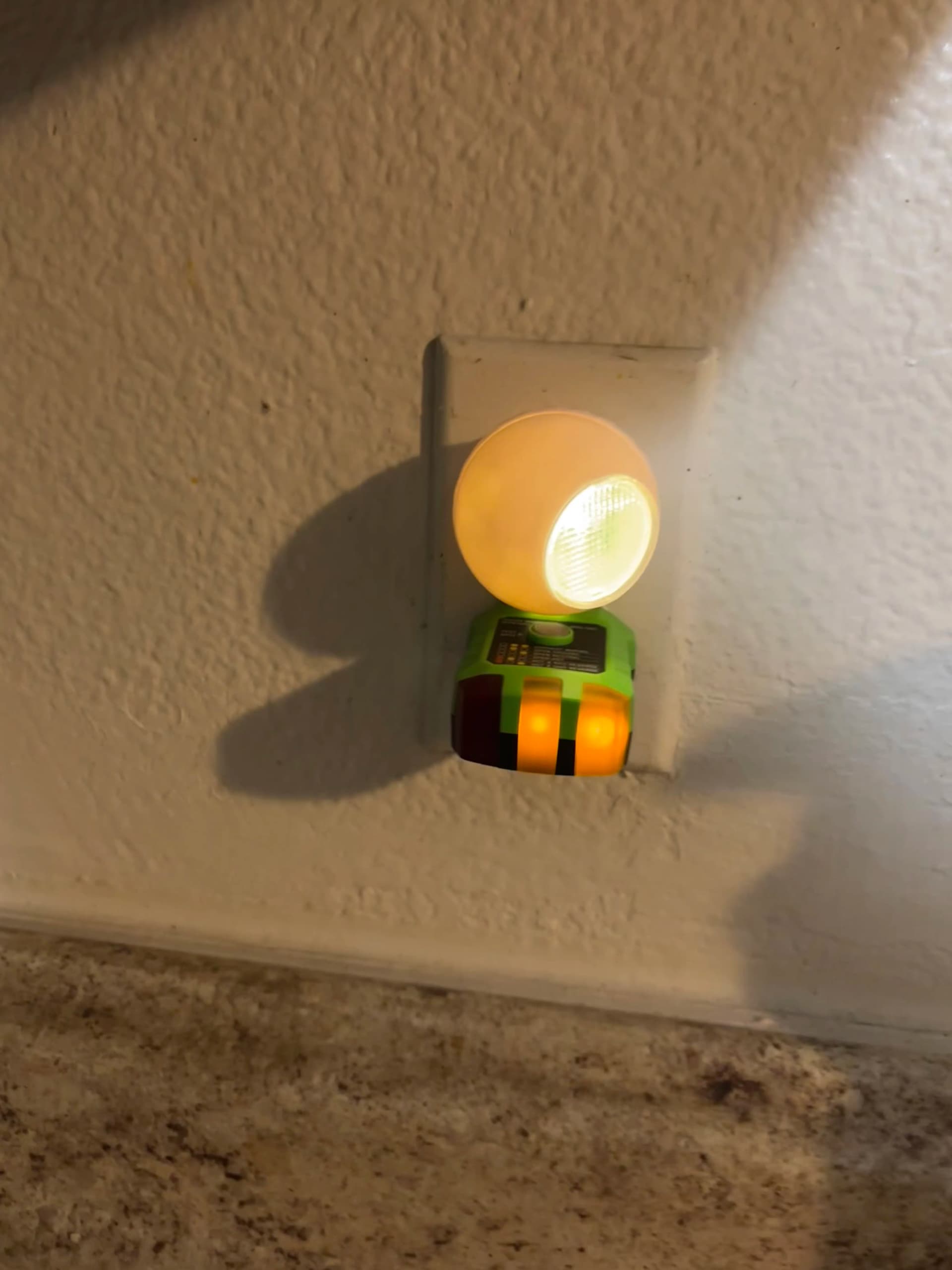 Kitchen Outlets Dead? Sometimes It's Just a Tripped Breaker image