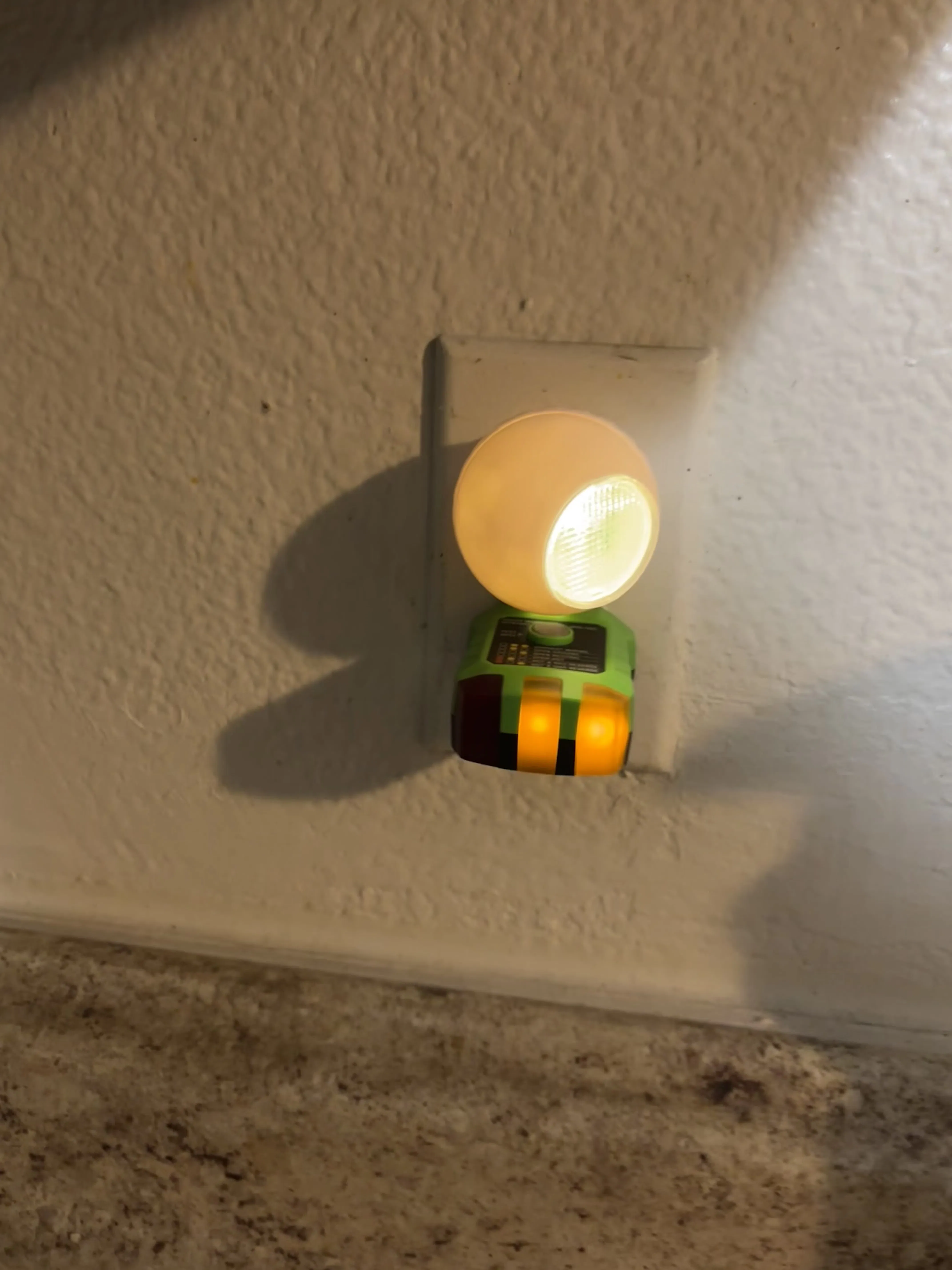 Project Kitchen Outlets Dead? Sometimes It's Just a Tripped Breaker image
