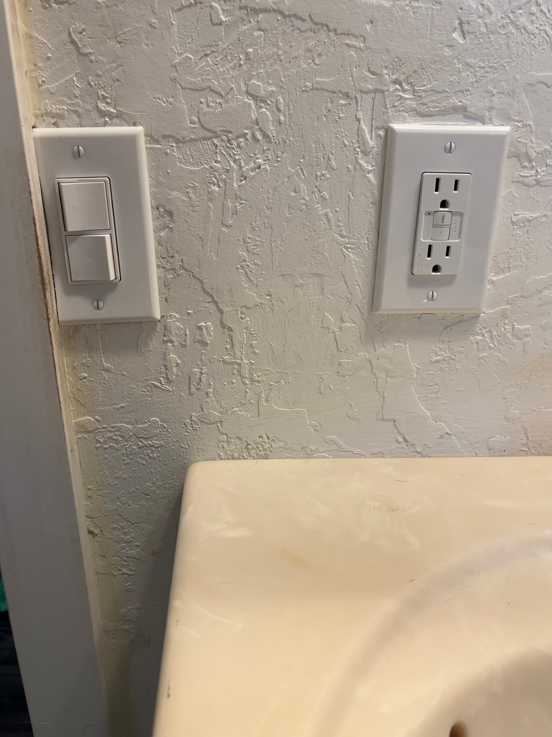 Gallery photos for LED Light, Outlet Wiring Fix, and New Circuit Done Right: Image #1