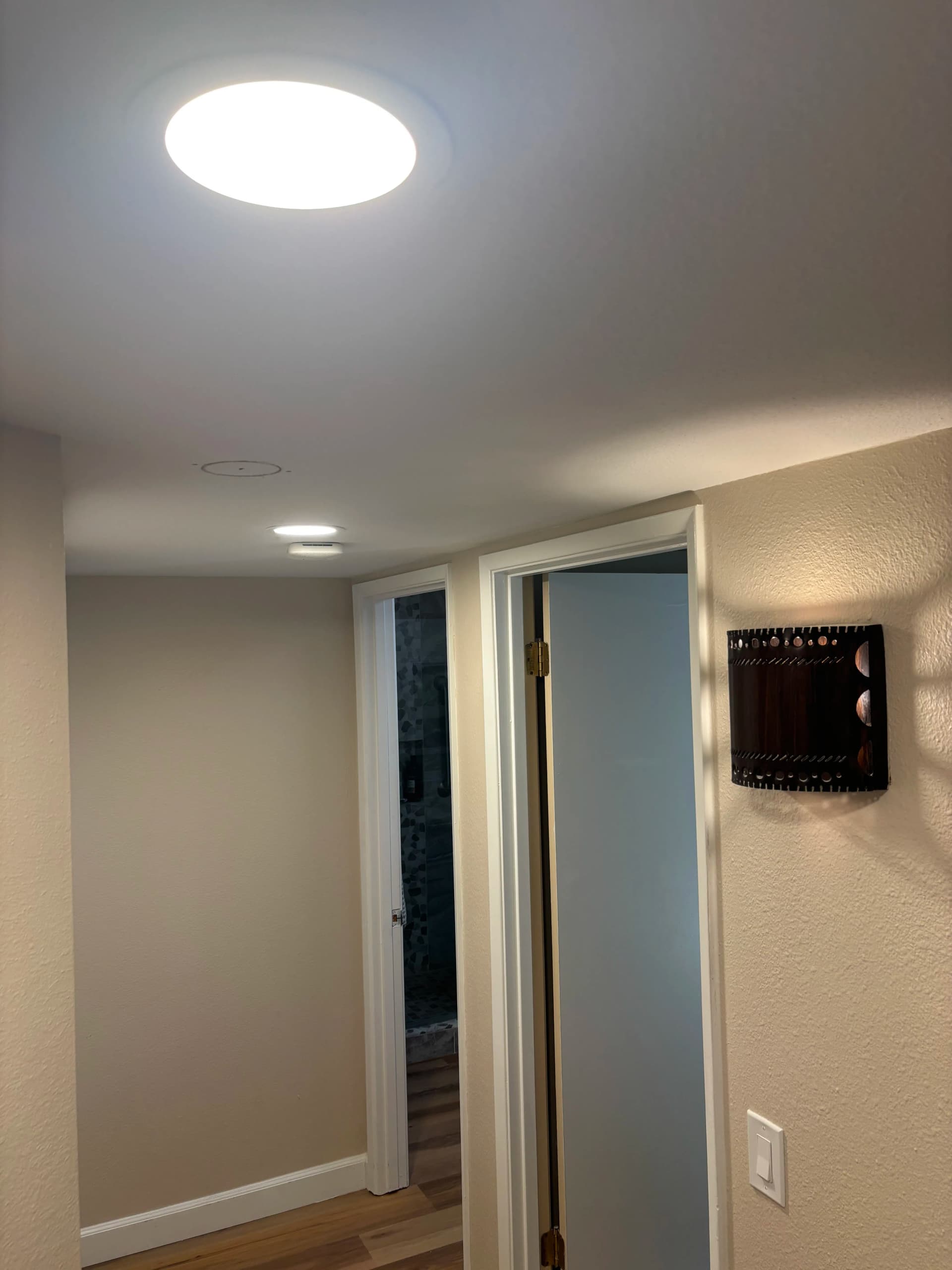Can Lights, Dimmers, Sconces and More in One Arizona Home image